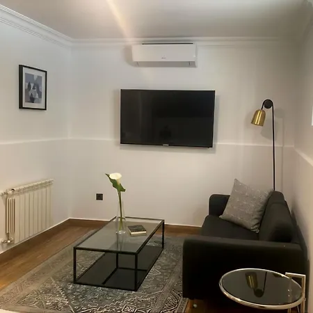 Apartamentos Madrid Rio-2